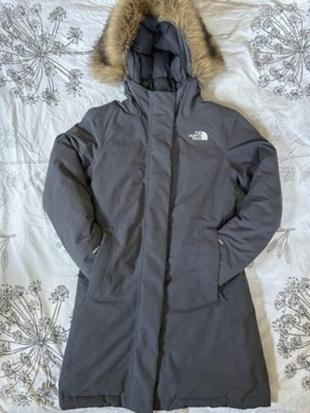 The North Face Women's Arctic Parka 550 Down DryVent Coat Gray Size S